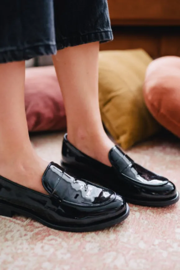 MOCASSINS VERNIS AMBER NOIR