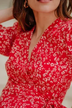 ROBE ADELIA KUAZA