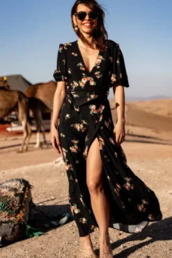 ROBE RUBINA BOURGEONS DE ROSES