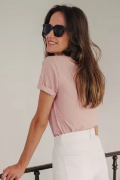 T-SHIRT LOGAN ROSE